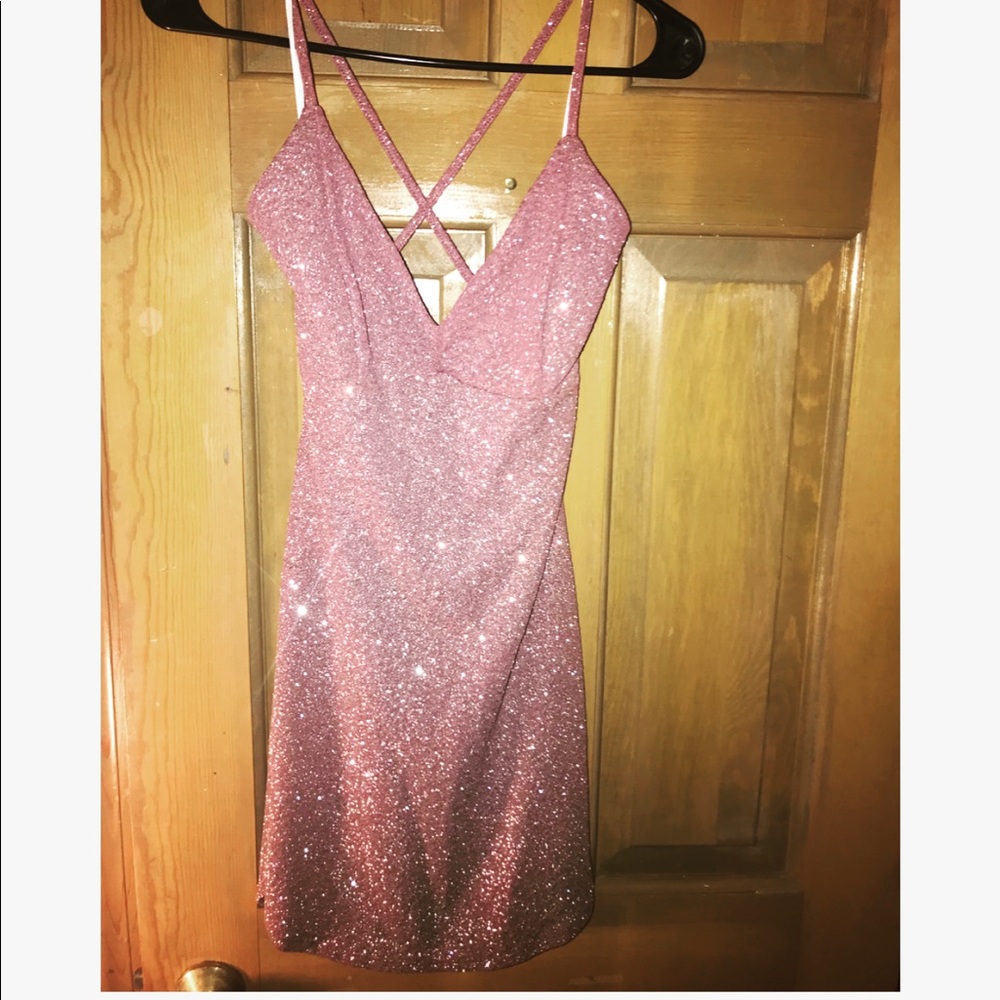 Sexy, sparkling pink Barbie mini dress 😍
